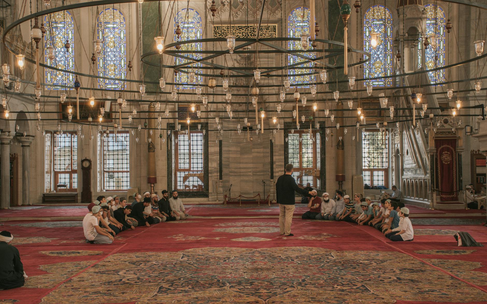 Learn prayer in Islam - Why Salah Is the Anchor of a Muslim&rsquo;s Day