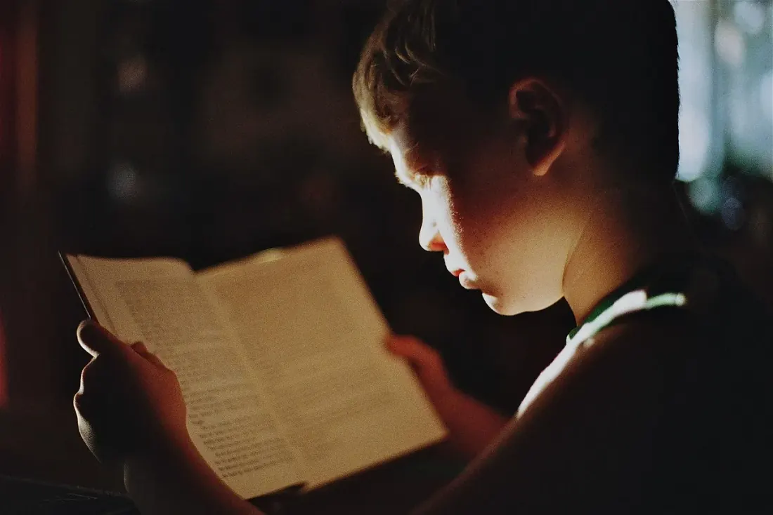 A young student learning Quran online in a live one-on-one session